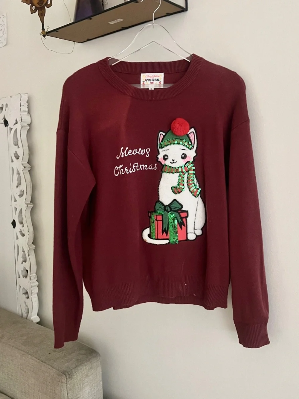 🪞 meowy christmas kitty hat holiday burgundy sweater size medium